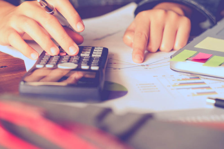 Quer saber como organizar as finanças empresariais do seu negócio? Leia este texto e descubra!